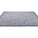 LAURA ASHLEY UTENDØRSTEPPE, THORNCLIFF DAISY SKY BLUE 480308